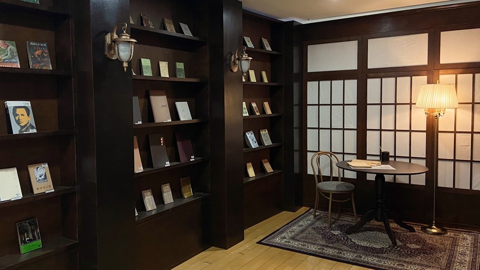 [뮤지컬 팬레터] 명인일보 편집실 팝업 현장 사진 (1)_제공 라이브(주)